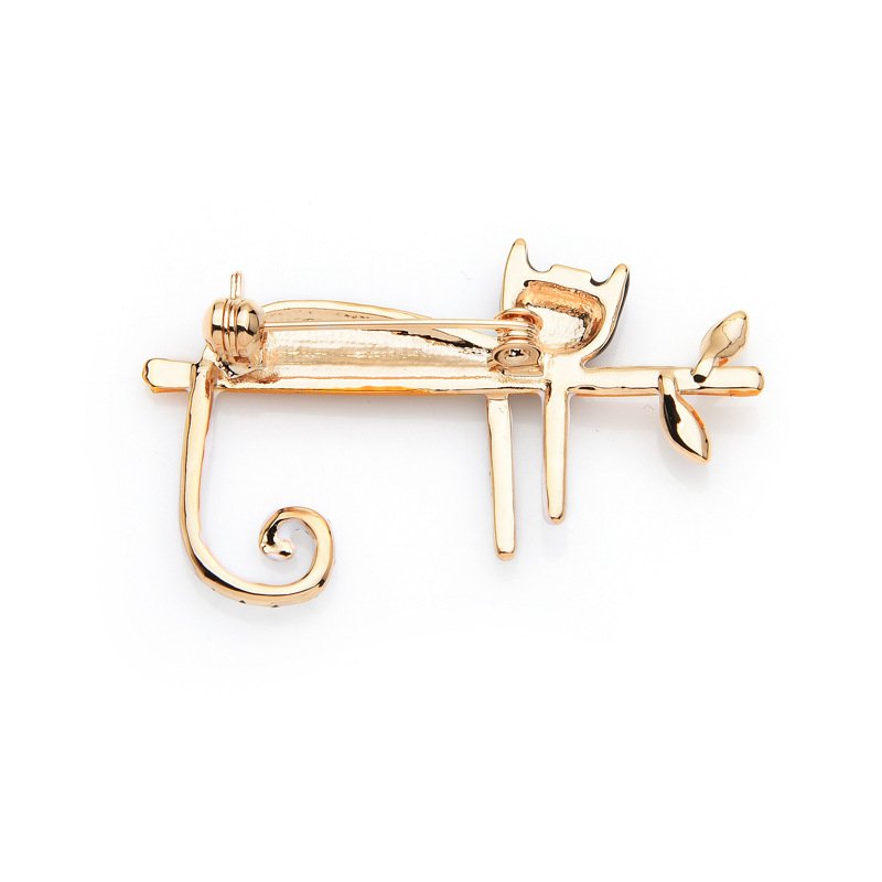 Cartoon cat brooch