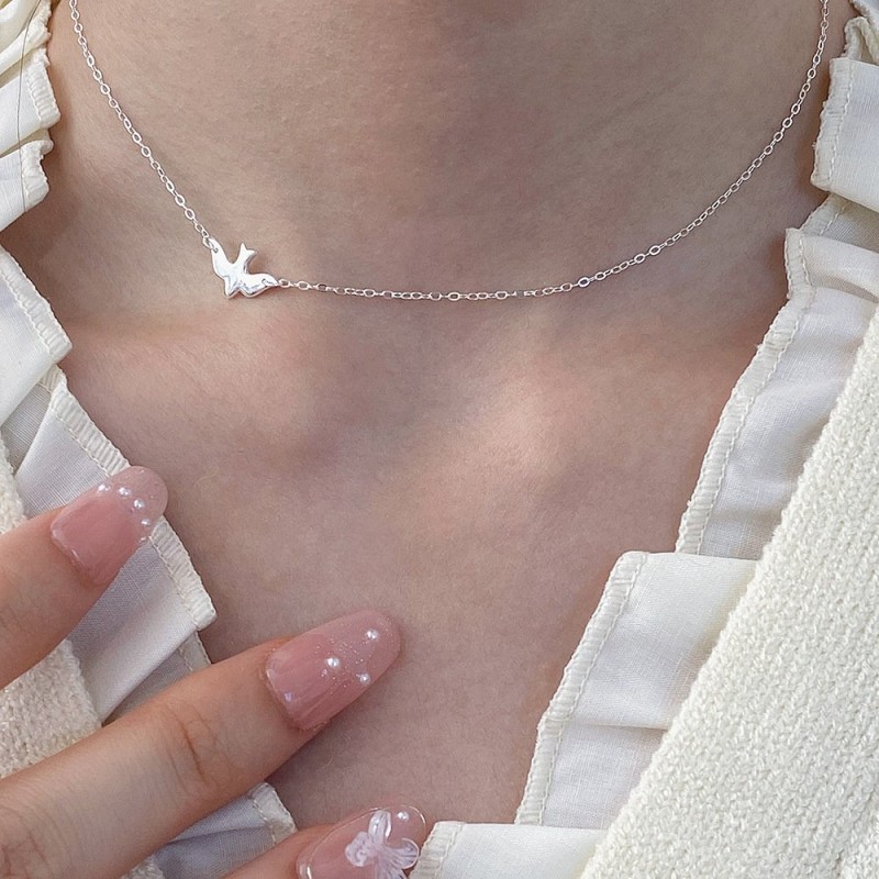 S925 Sterling Silver Peace Dove Pendant Necklace With A Sophisticated Vibe