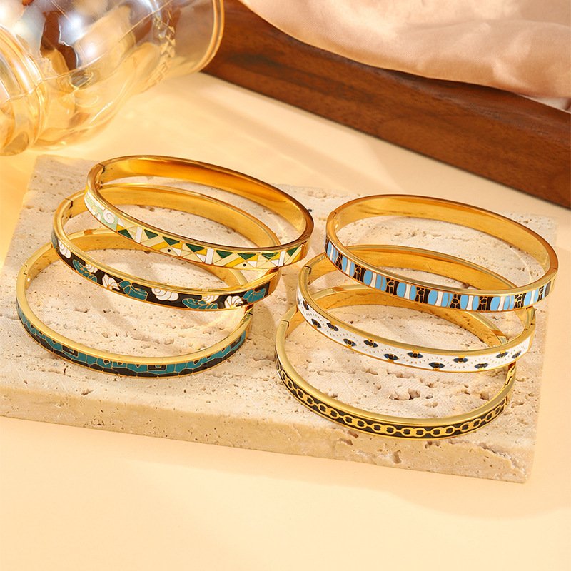 Retro Oil-Drip Titanium Steel Bracelet For Women