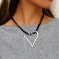 Womens Minimalist Trendy Geometric Hollow-out Heart Clavicle Necklace