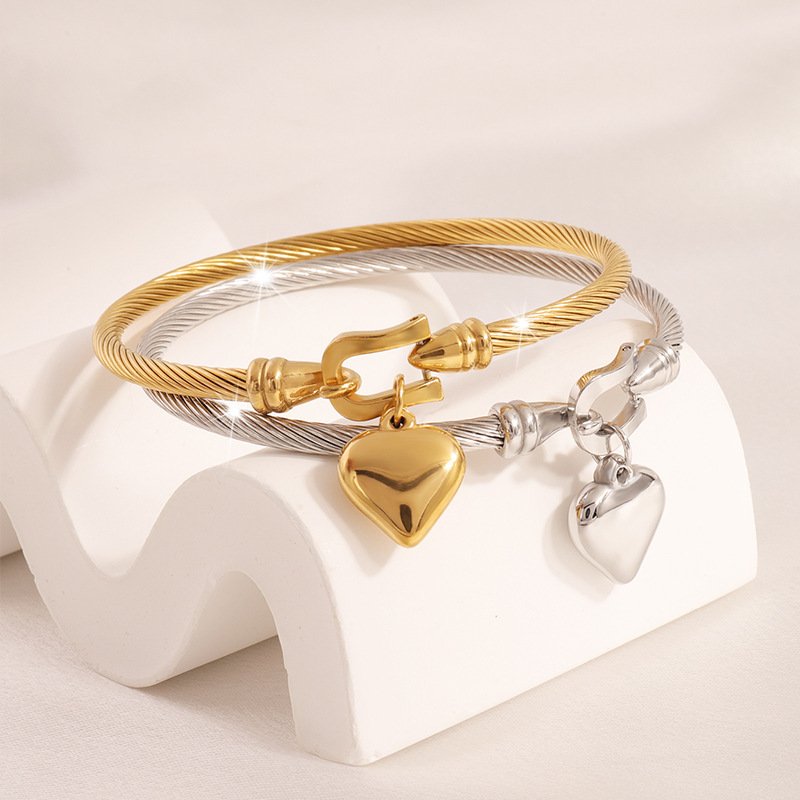 Love-themed Bracelet Cross-border Does Not Fade Electroplated Stainless Steel