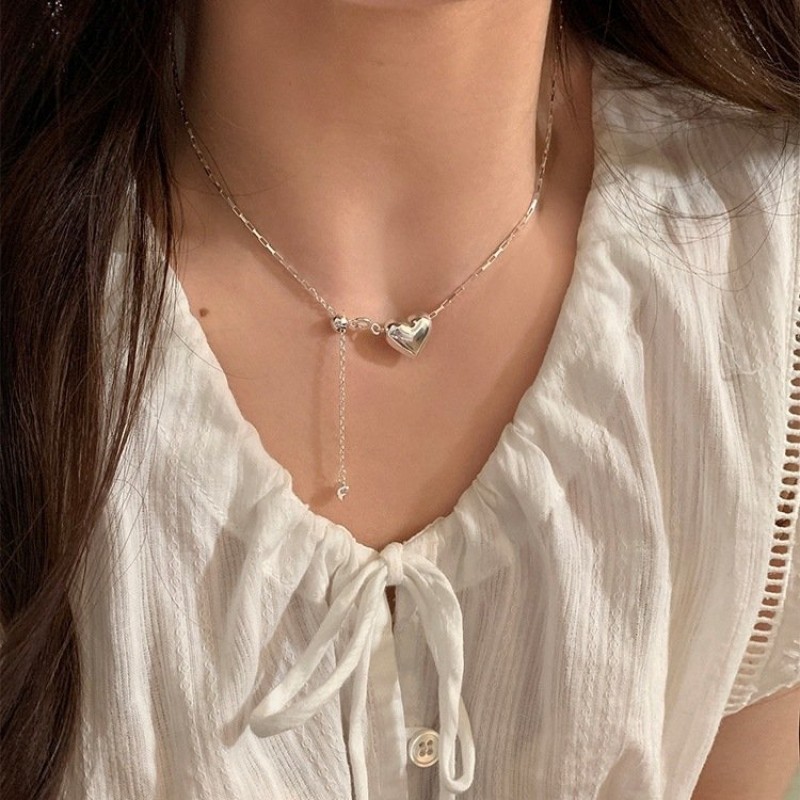Womens Minimalist Heart-Shaped Necklace With Tassel Pull-String Design