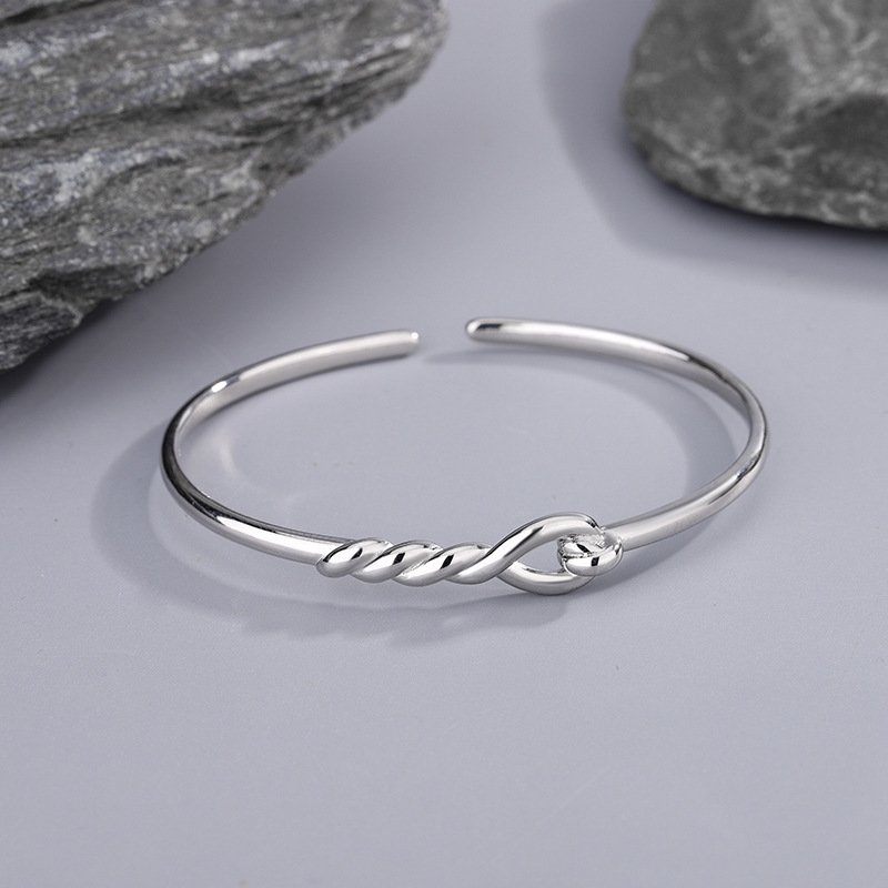 Knotted Bracelet Hollow-out Wrapped Design Simple And Stylish Versatile