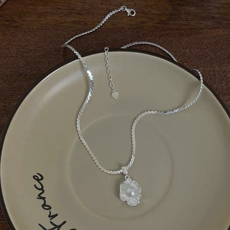 S925 Sterling Silver Poached Egg Pearl Snake Chain Necklace