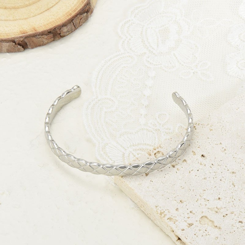 C-shaped Patterned Carved Open Stainless Steel Bracelet