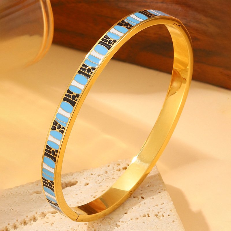 Retro Oil-Drip Titanium Steel Bracelet For Women